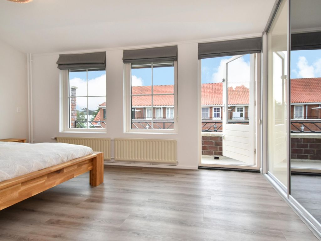 van Watervlietstraat 34, VOORBURG