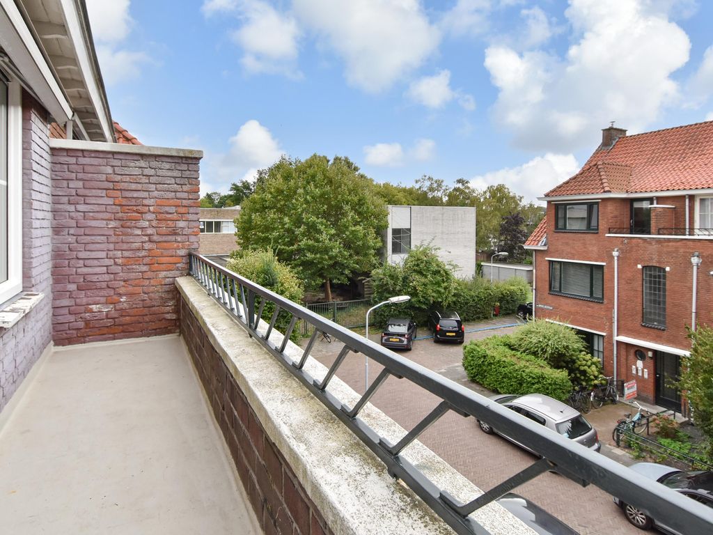 van Watervlietstraat 34, VOORBURG