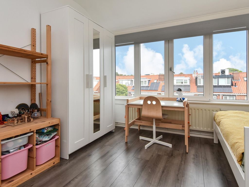 van Watervlietstraat 34, VOORBURG