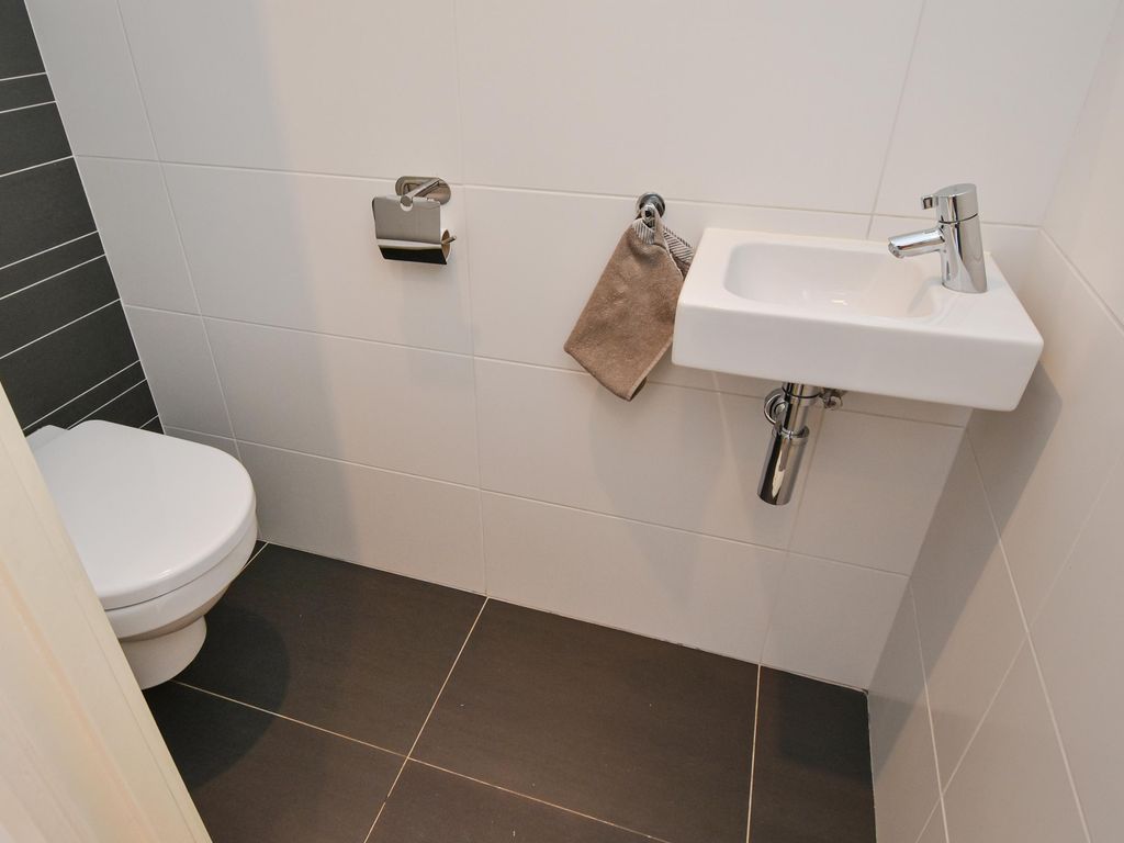 van Watervlietstraat 34, VOORBURG