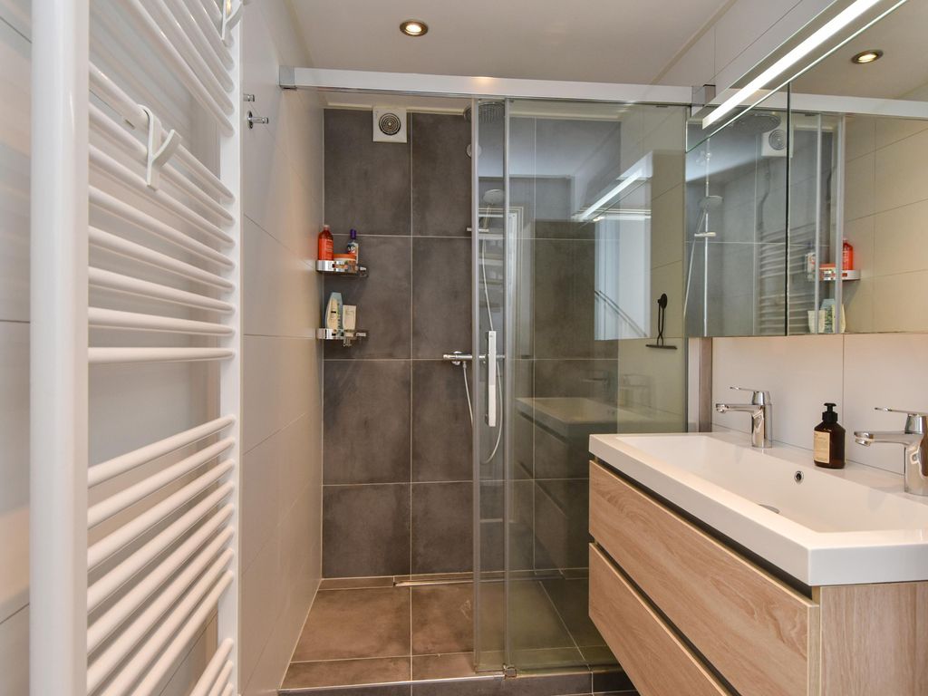 van Watervlietstraat 34, VOORBURG