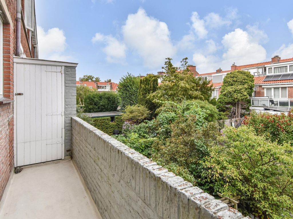 van Watervlietstraat 34, VOORBURG