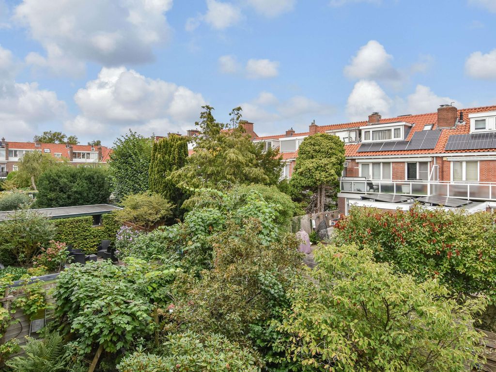 van Watervlietstraat 34, VOORBURG