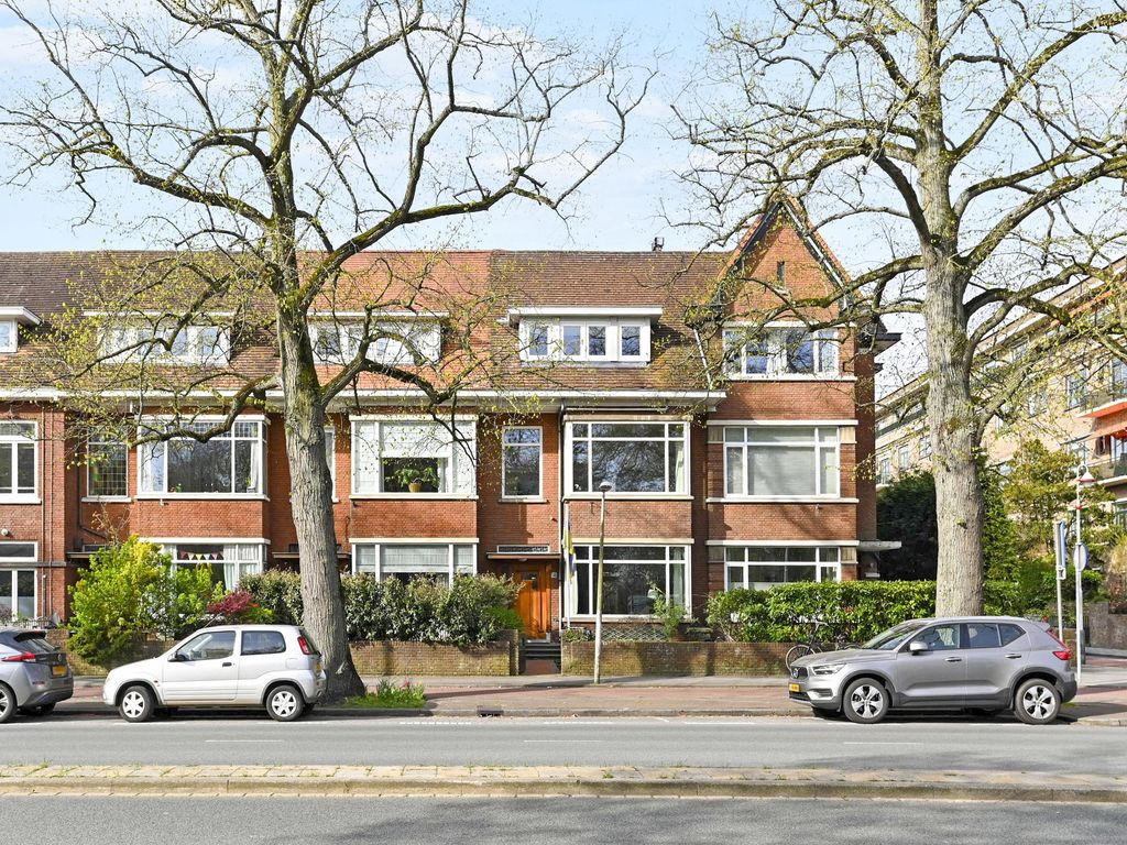 Van Alkemadelaan 346, 'S-GRAVENHAGE