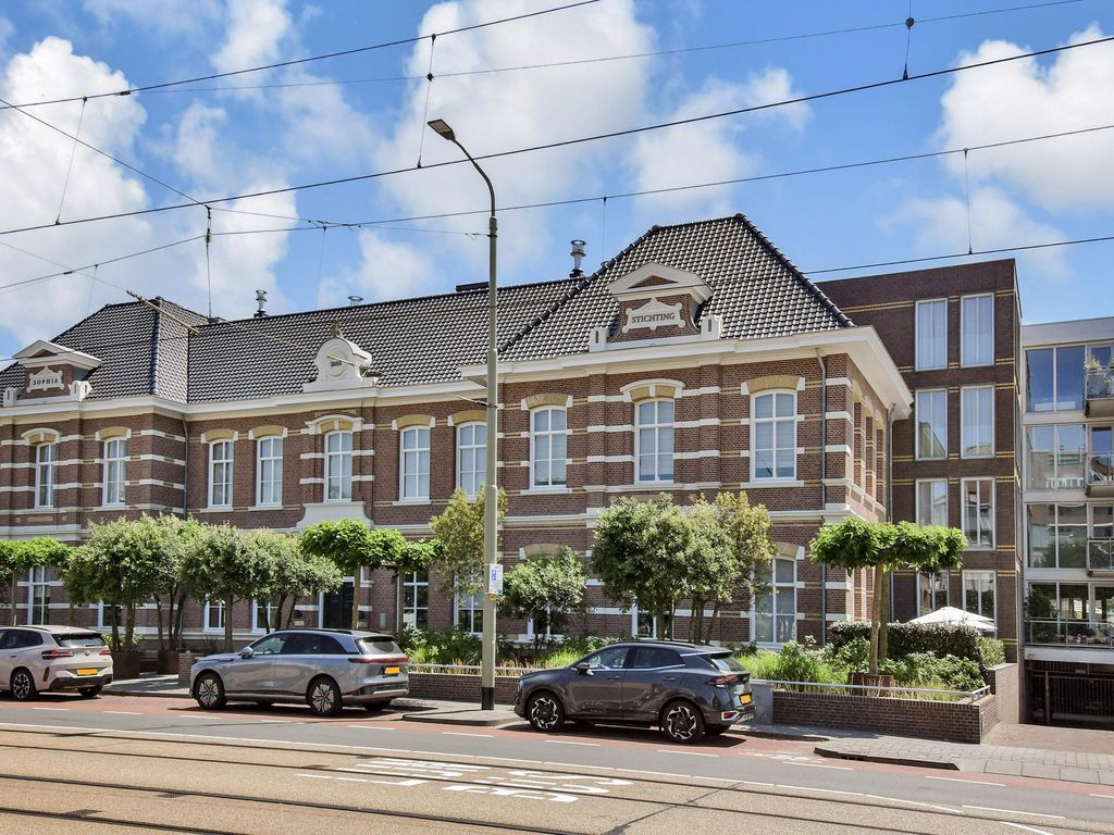 Gevers Deynootweg 19Q, 'S-GRAVENHAGE