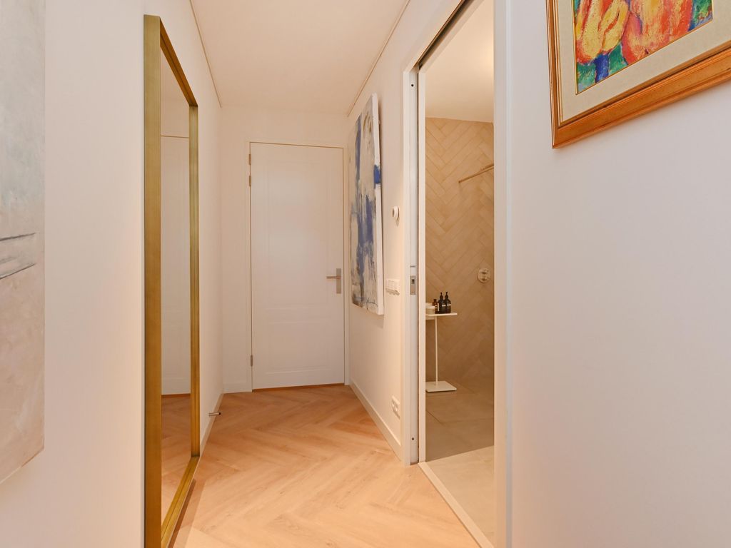 Koninginnegracht 92B, 'S-GRAVENHAGE