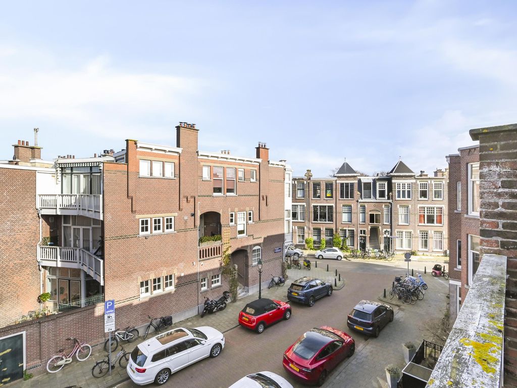 Fran&ccedil;ois Maelsonstraat 14, 'S-GRAVENHAGE