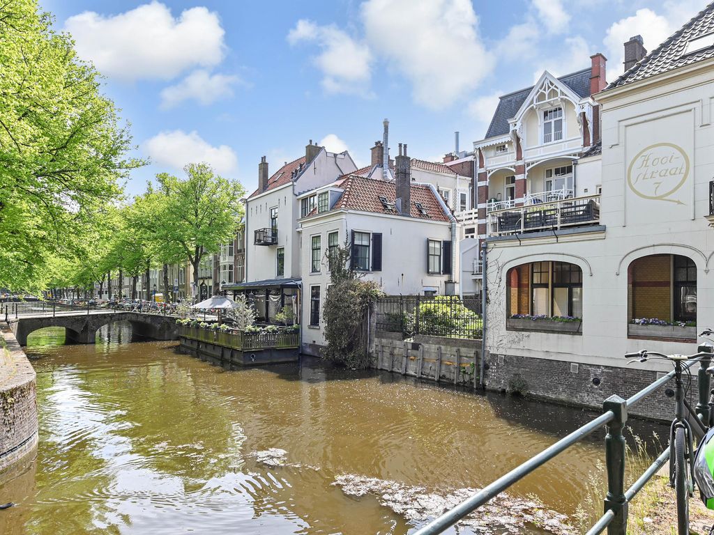 Houtweg 80, 'S-GRAVENHAGE