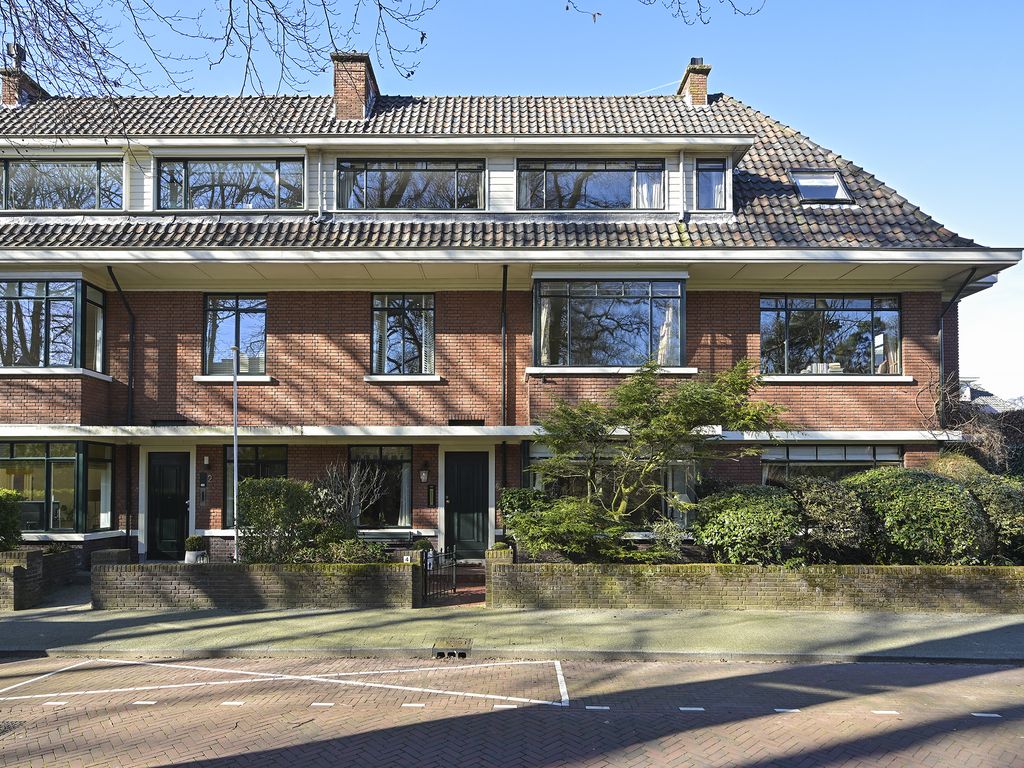 Van Ouwenlaan 4, 'S-GRAVENHAGE