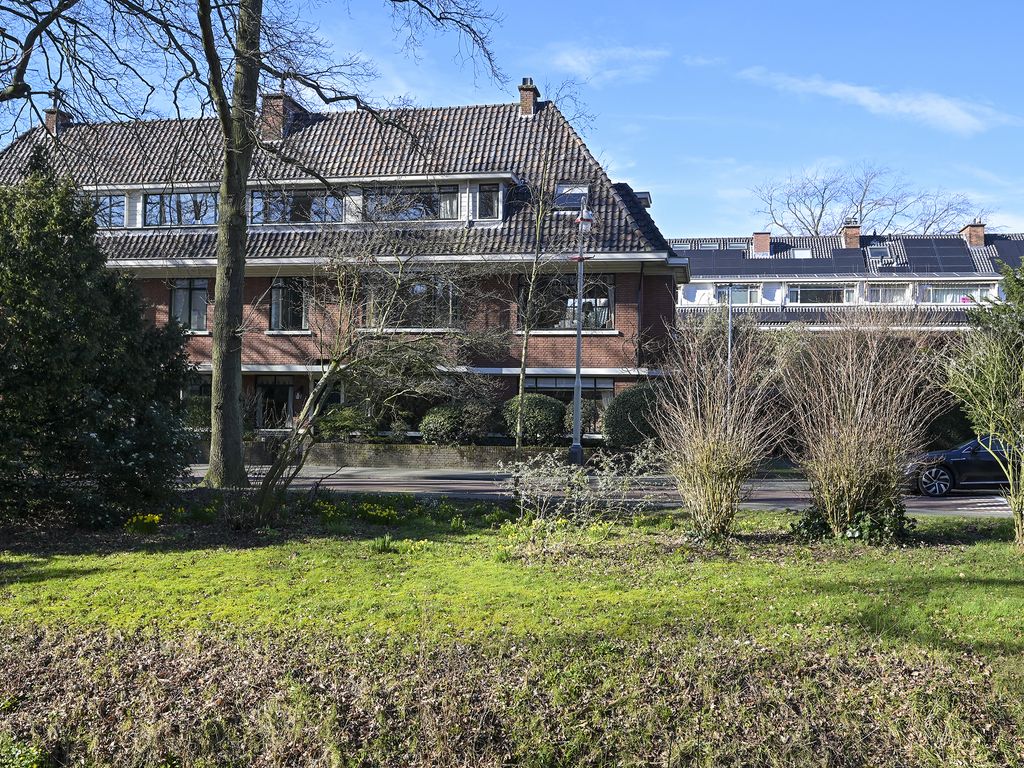 Van Ouwenlaan 4, 'S-GRAVENHAGE