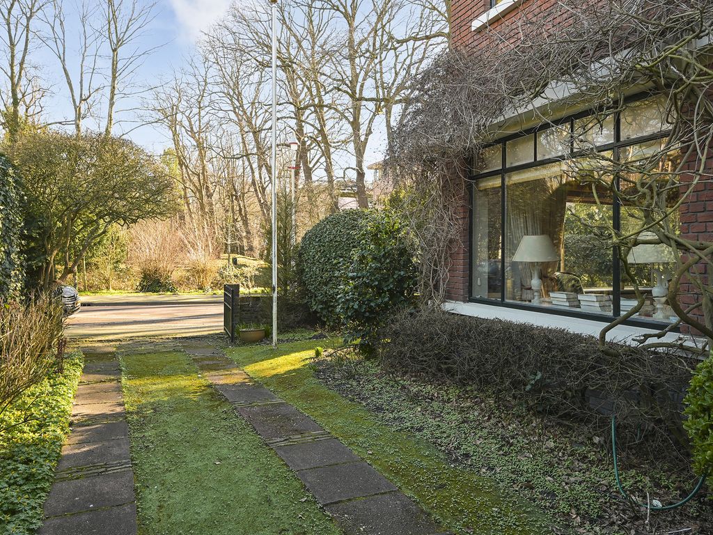 Van Ouwenlaan 4, 'S-GRAVENHAGE
