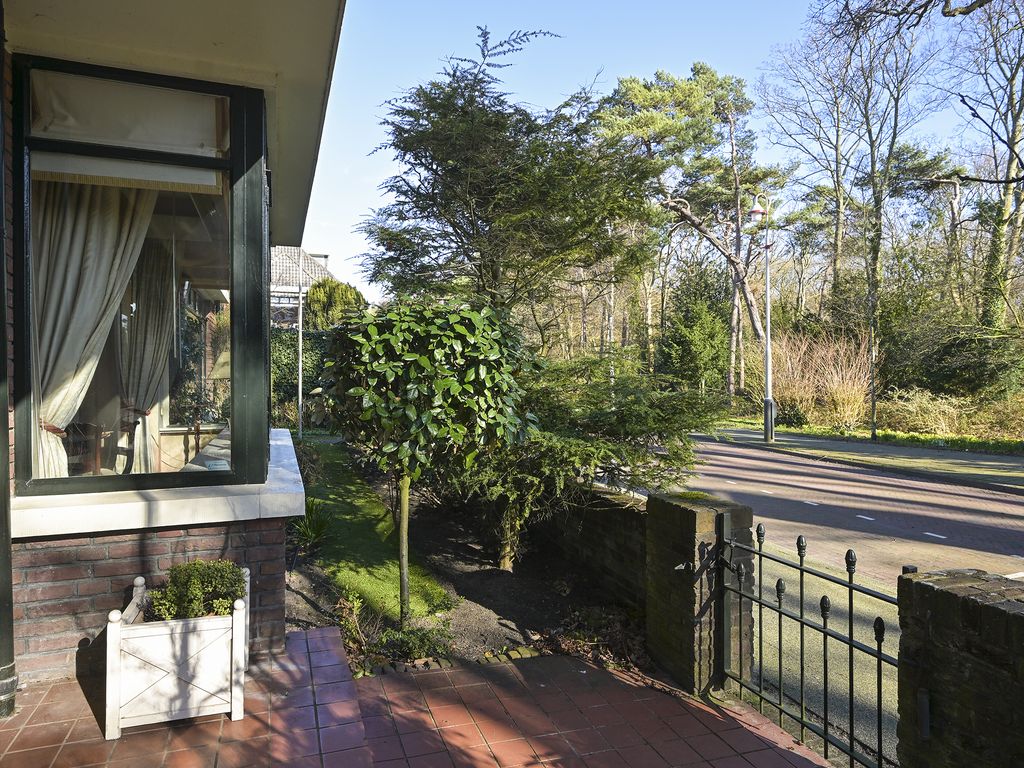 Van Ouwenlaan 4, 'S-GRAVENHAGE
