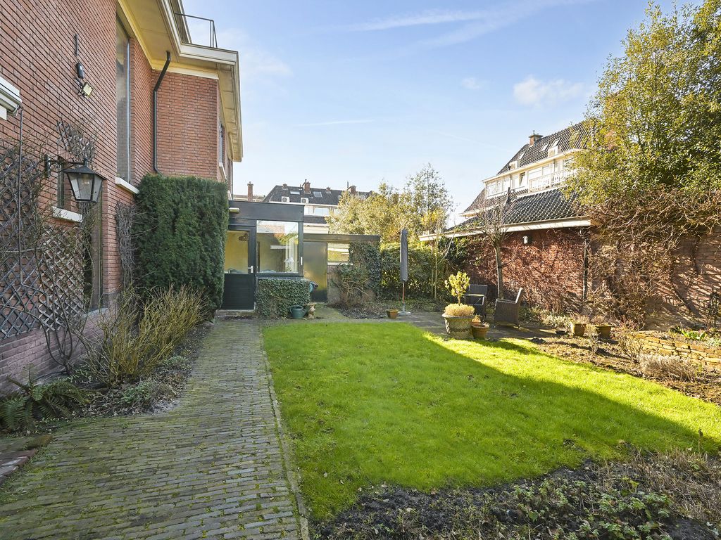 Van Ouwenlaan 4, 'S-GRAVENHAGE