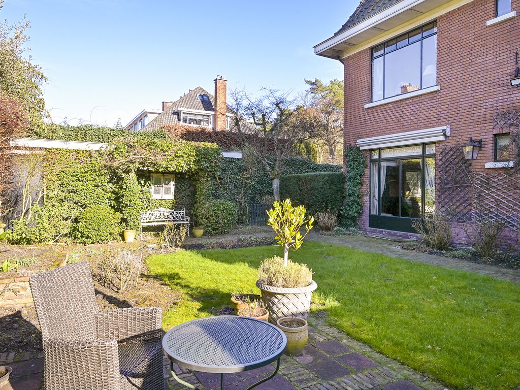 Van Ouwenlaan 4, 'S-GRAVENHAGE
