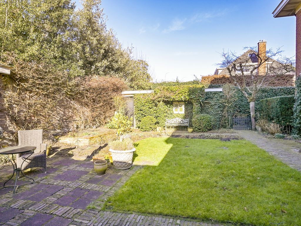 Van Ouwenlaan 4, 'S-GRAVENHAGE