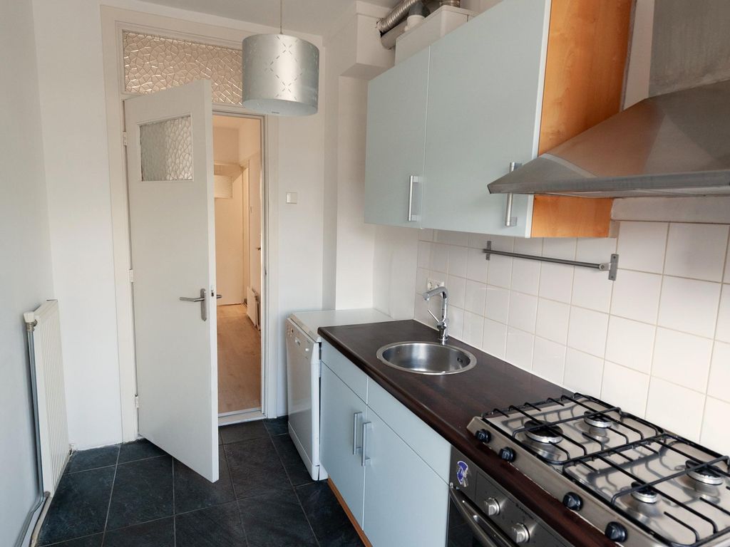Goudenregenstraat 288, 'S-GRAVENHAGE