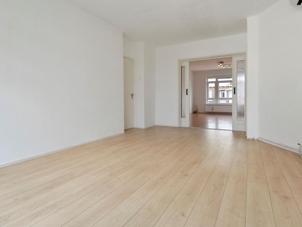 Goudenregenstraat 288, 'S-GRAVENHAGE