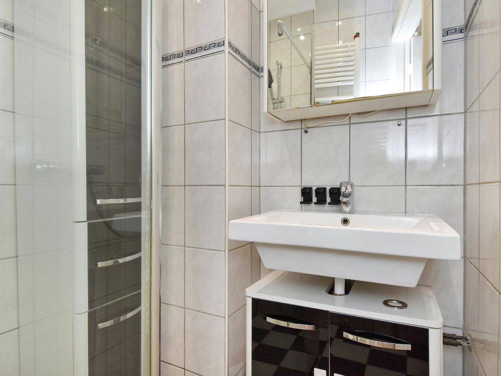 Goudenregenstraat 288, 'S-GRAVENHAGE