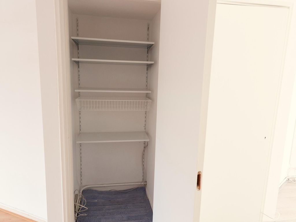 Goudenregenstraat 288, 'S-GRAVENHAGE