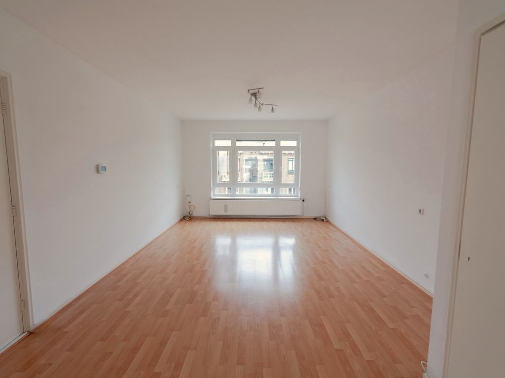 Goudenregenstraat 288, 'S-GRAVENHAGE