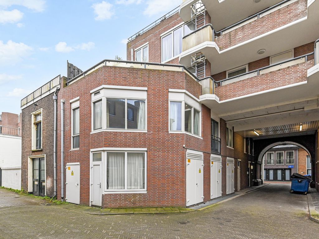 Laan van Roos en Doorn 19C, 'S-GRAVENHAGE