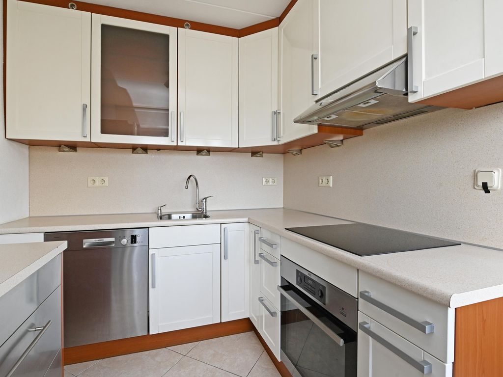 Ir. van der Sluijsplantsoen 49, 'S-GRAVENHAGE