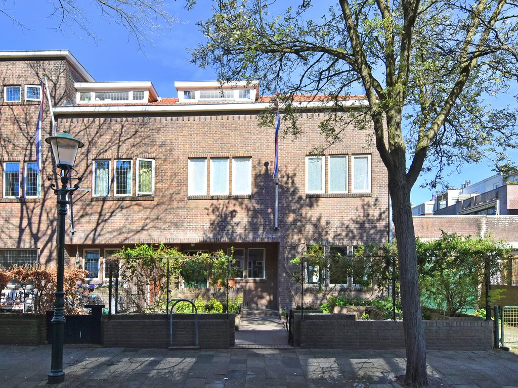 Dedelstraat 22, 'S-GRAVENHAGE