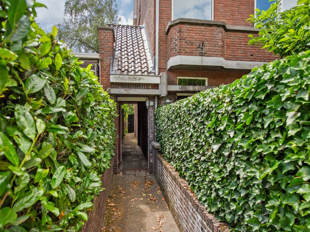 Van Alkemadelaan 70, 'S-GRAVENHAGE