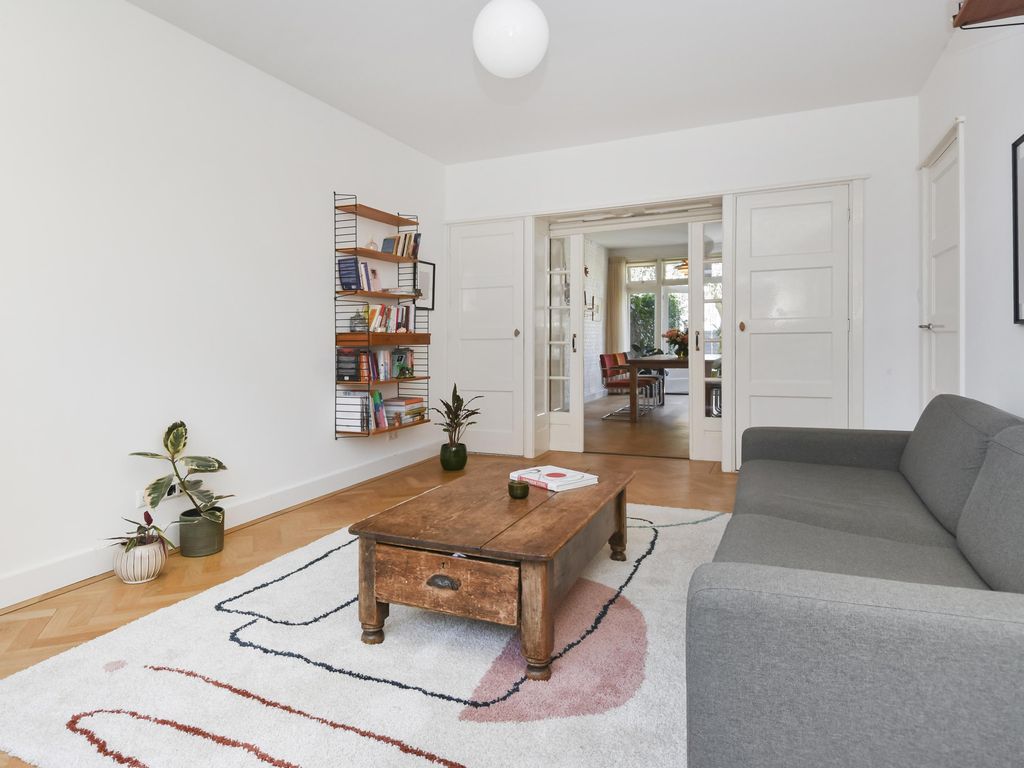 Van Lansbergestraat 184, 'S-GRAVENHAGE