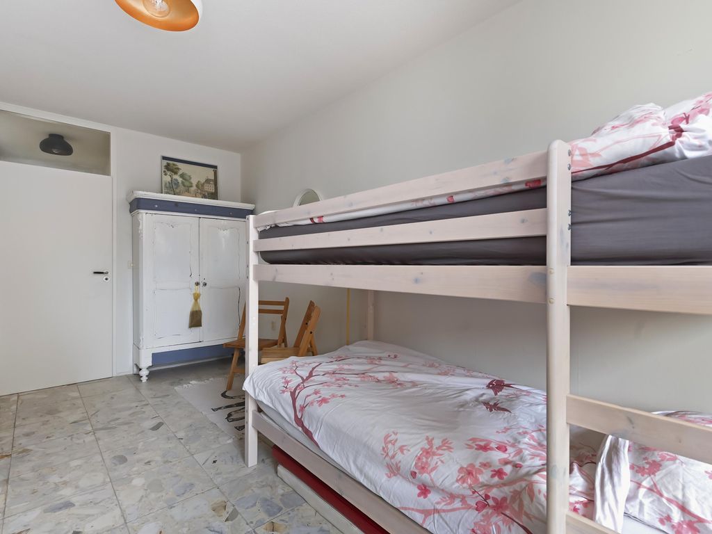 Rederserf 25, 'S-GRAVENHAGE