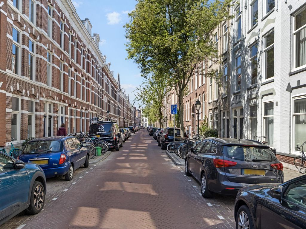 Obrechtstraat 326A, 'S-GRAVENHAGE