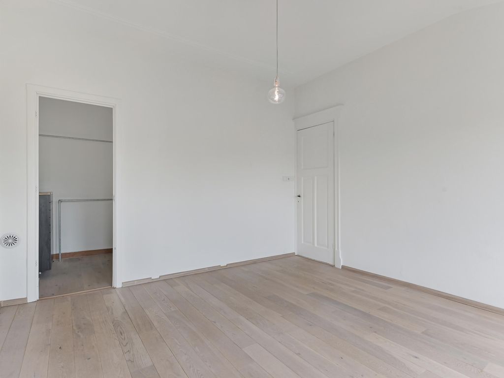 Van Beverningkstraat 131A, 'S-GRAVENHAGE
