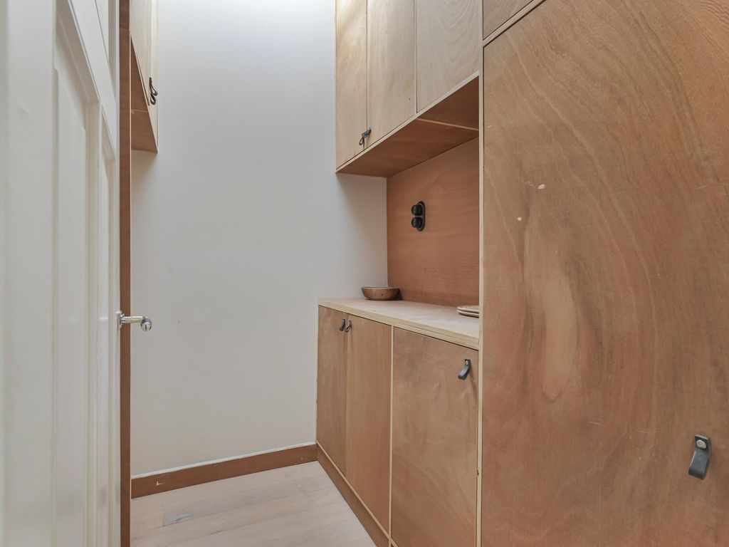 Van Beverningkstraat 131A, 'S-GRAVENHAGE