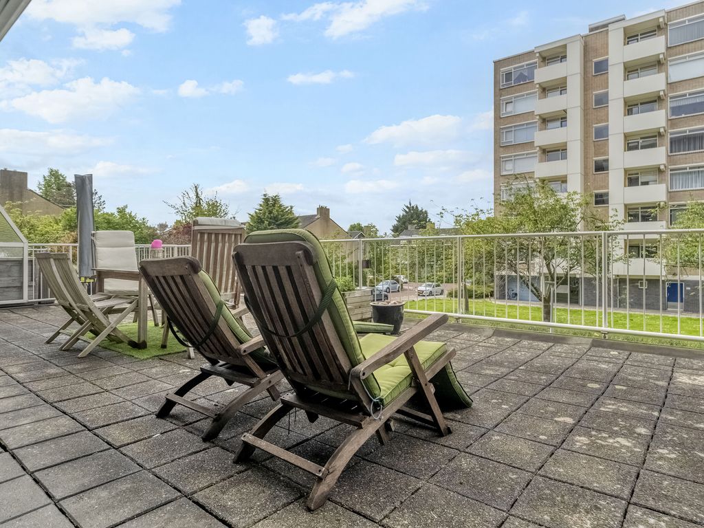 Suzannaland 420, 'S-GRAVENHAGE