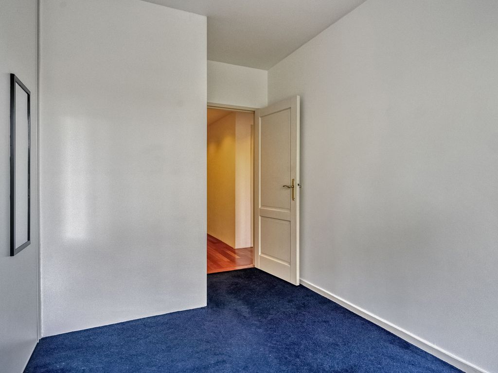 Suzannaland 420, 'S-GRAVENHAGE