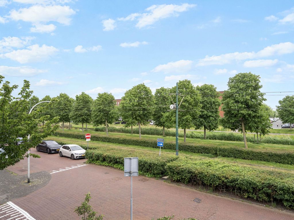 Glansvogellaan 3, 'S-GRAVENHAGE