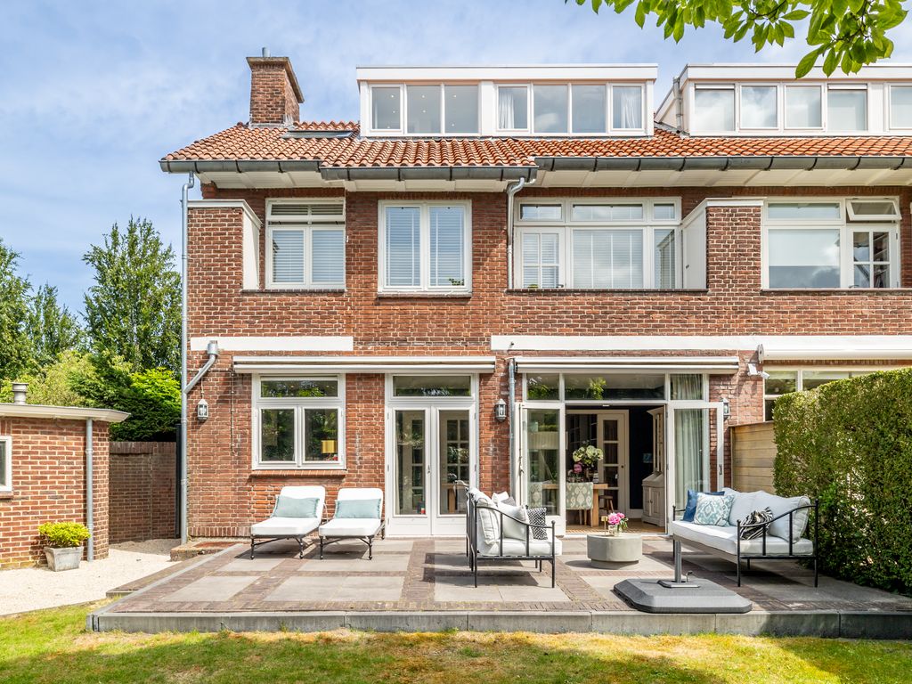 Bloklandenplein 3, 'S-GRAVENHAGE