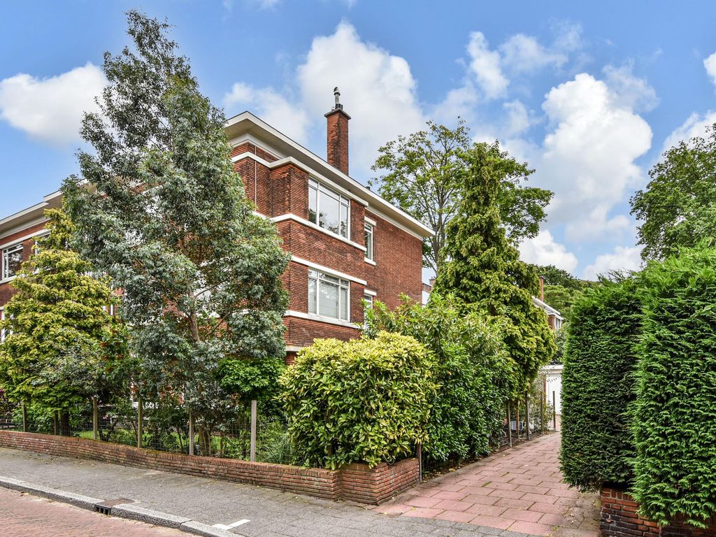 Van Neckstraat 125, 'S-GRAVENHAGE