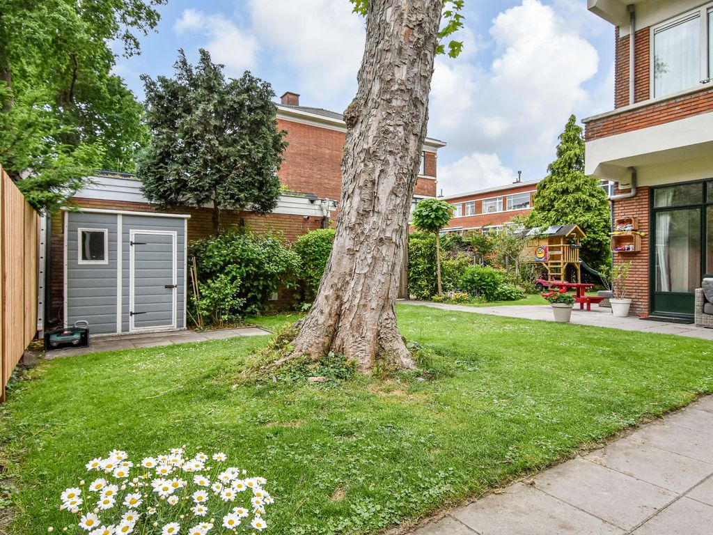 Van Neckstraat 125, 'S-GRAVENHAGE