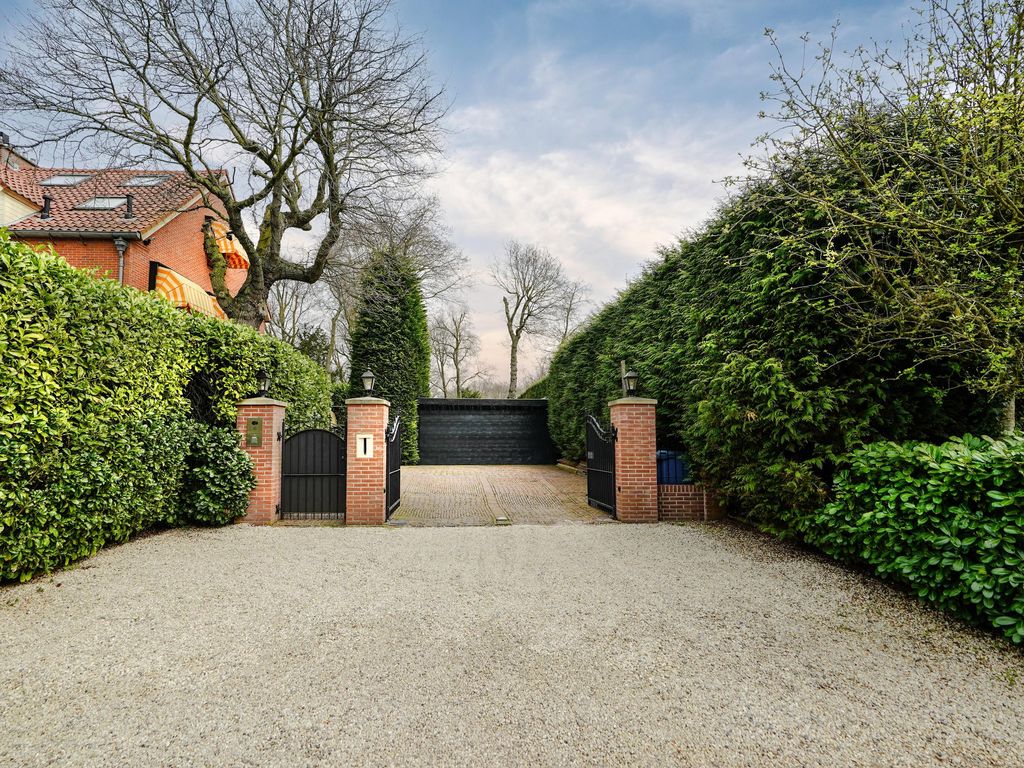 Waalsdorperlaan 42, WASSENAAR