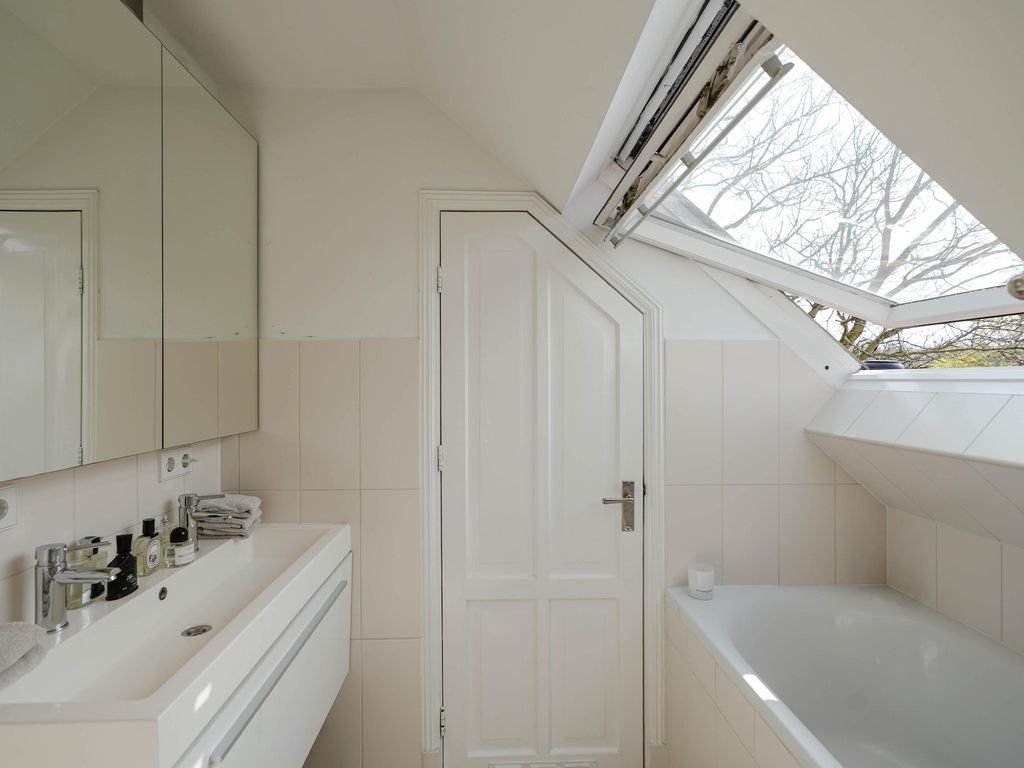 Waalsdorperlaan 42, WASSENAAR