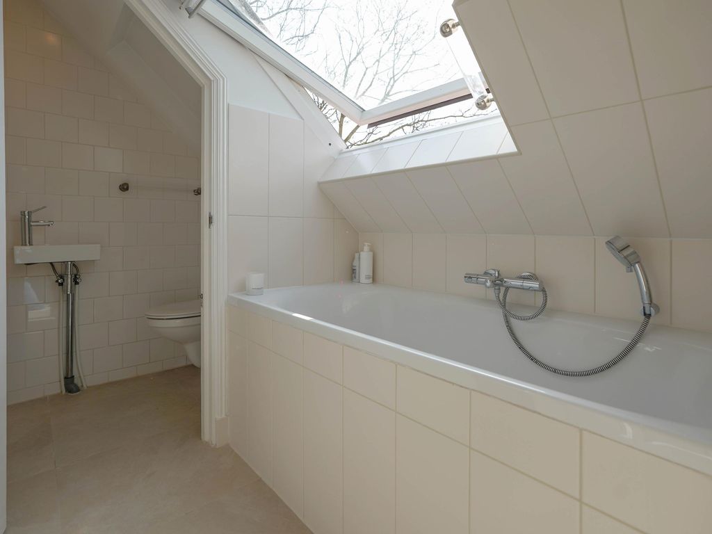 Waalsdorperlaan 42, WASSENAAR
