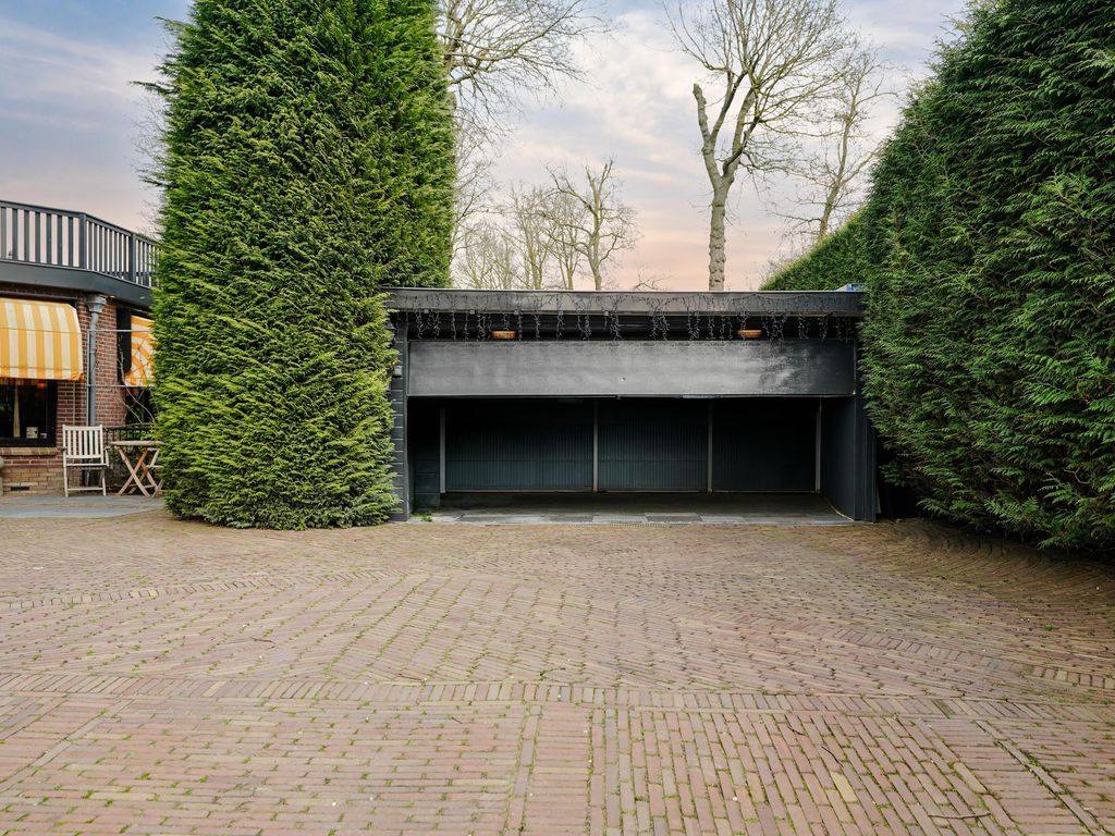 Waalsdorperlaan 42, WASSENAAR