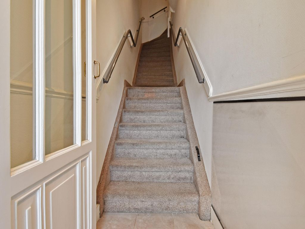 Koninginnegracht 113, 'S-GRAVENHAGE