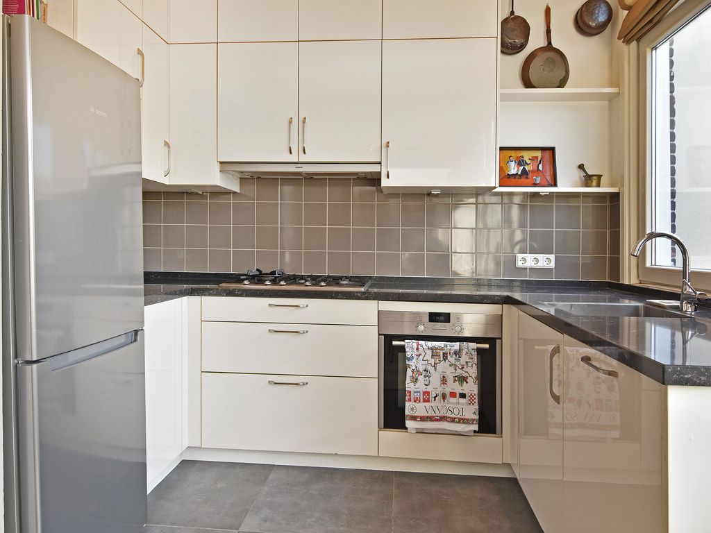 Koninginnegracht 113, 'S-GRAVENHAGE