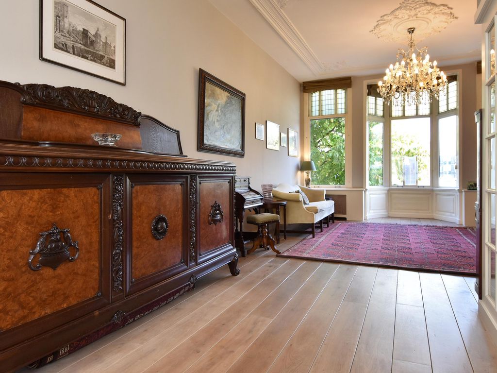 Koninginnegracht 113, 'S-GRAVENHAGE