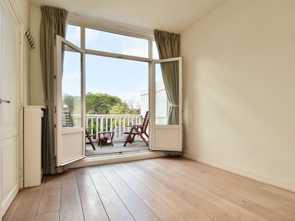 Koninginnegracht 113, 'S-GRAVENHAGE