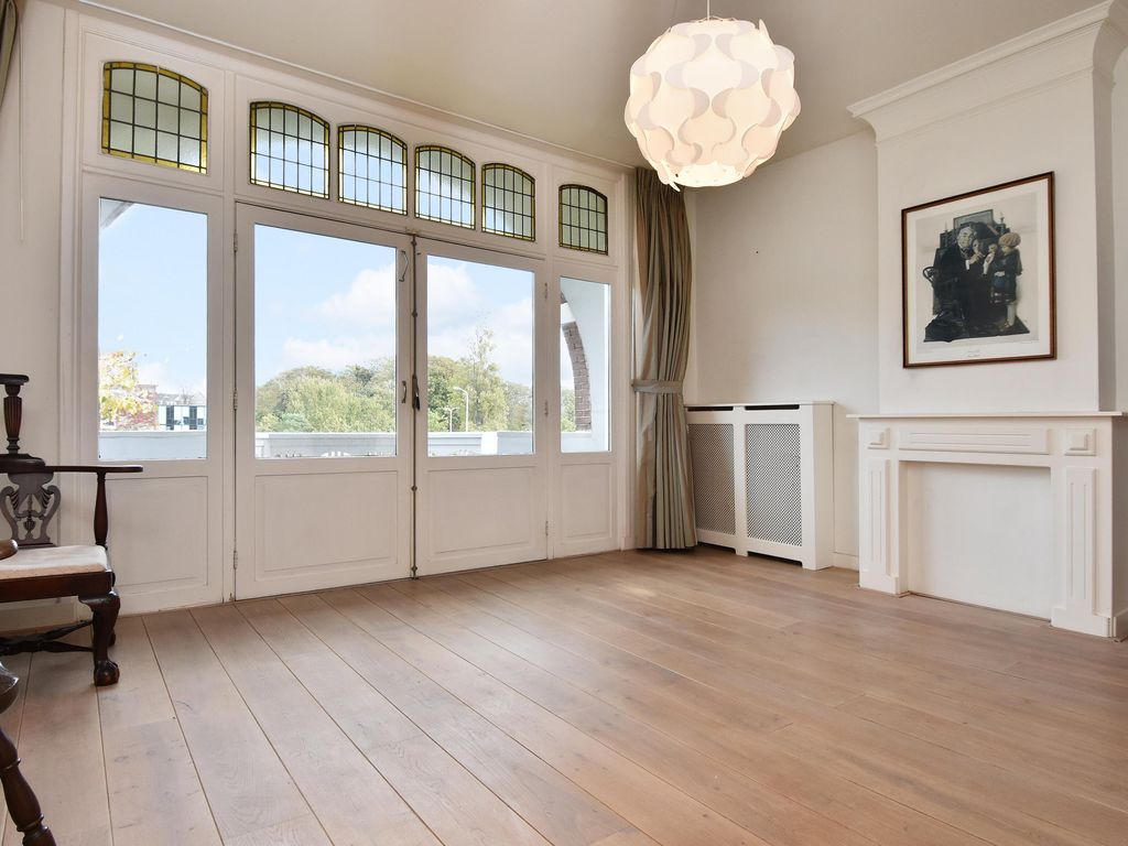 Koninginnegracht 113, 'S-GRAVENHAGE