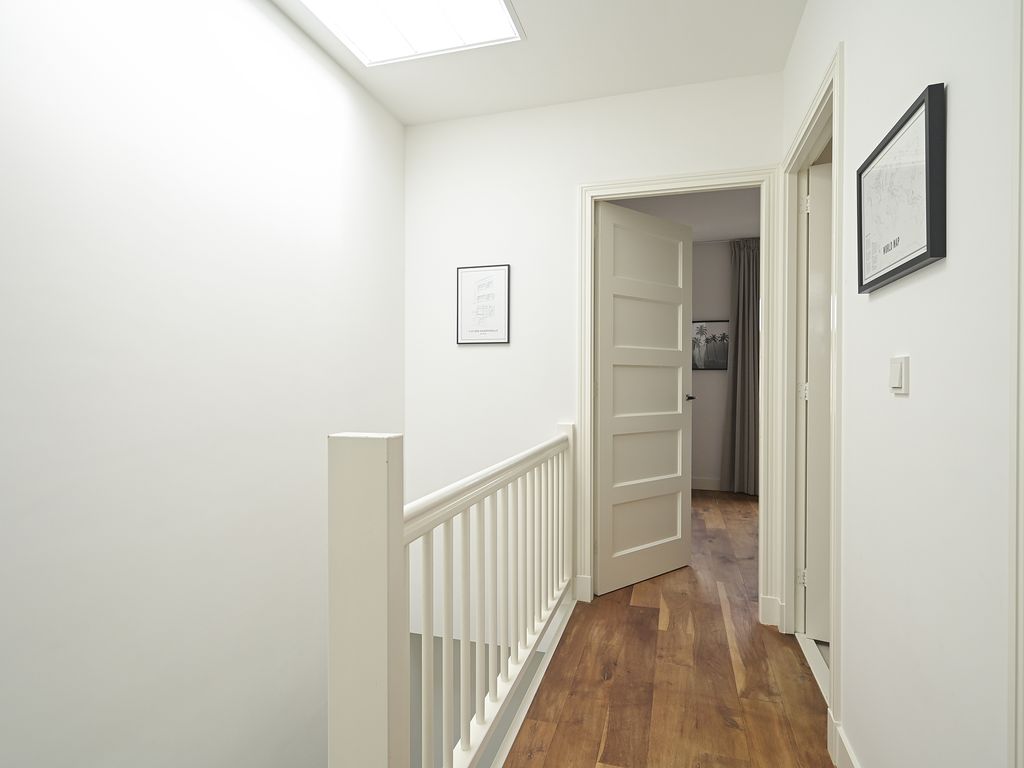Van der Woertstraat 34, 'S-GRAVENHAGE