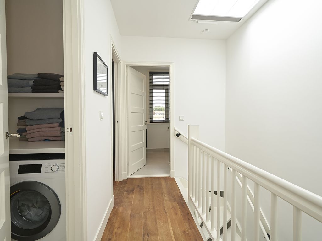 Van der Woertstraat 34, 'S-GRAVENHAGE